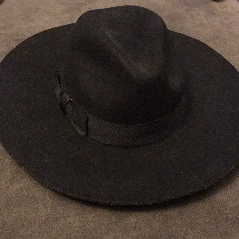 Wool wide brim black hat